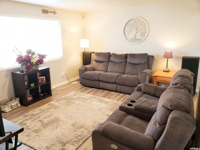 582 E Pali St, Sandy, UT 84070 — photo 3