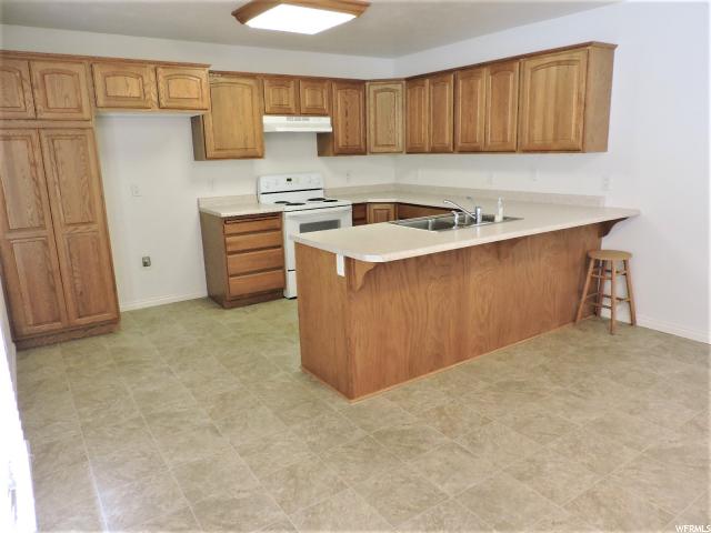 445 E Topaz Blvd N #11, Delta, UT 84624 — photo 2