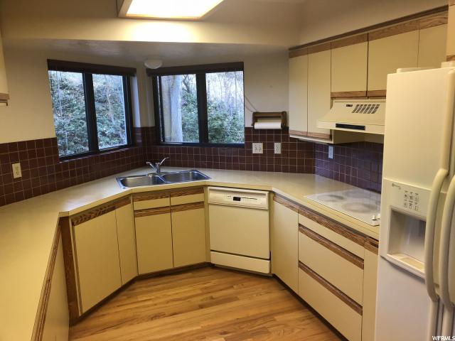 1289 E 300 N, Logan, UT 84321 — photo 9