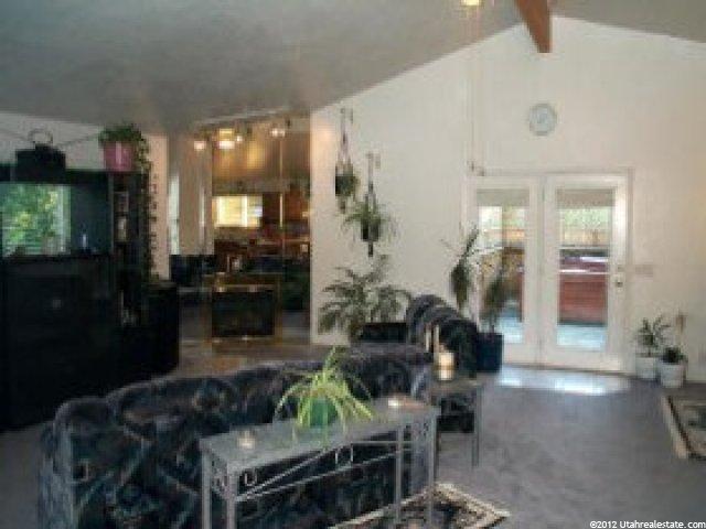 10736 S 1000 E, Sandy, UT 84094 — photo 7