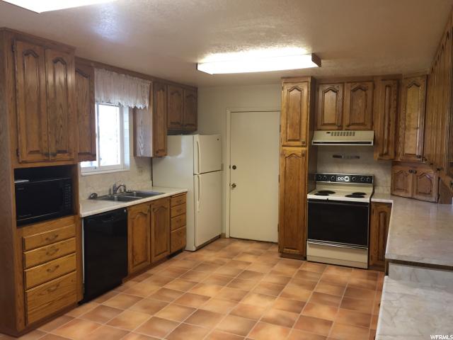 75 E Center N, Mantua, UT 84324 — photo 8