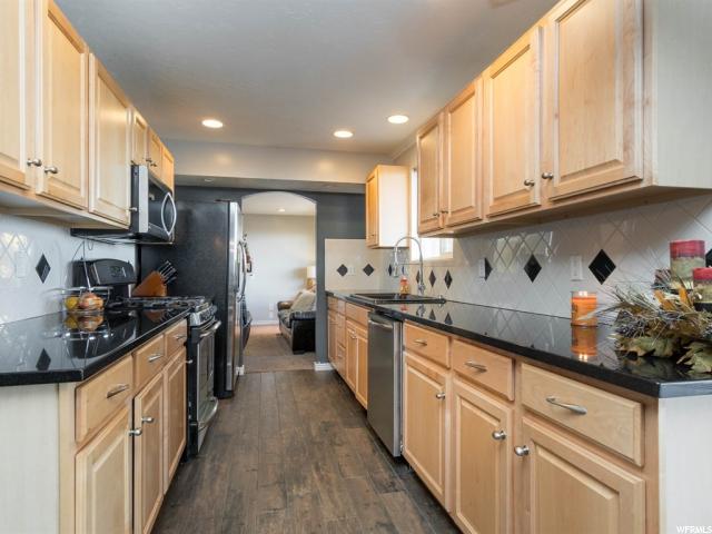 1742 E Ross Dr, Ogden, UT 84403 — photo 9