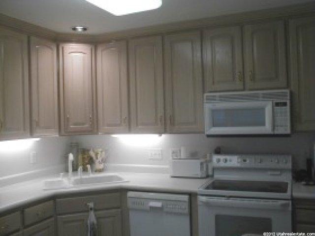 272 W 1700 S, Bountiful, UT 84010 — photo 3