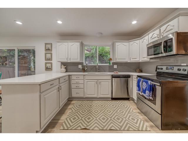 1648 E Plata, Sandy, UT 84093 — photo 8