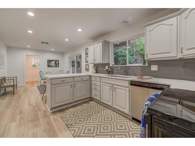 1648 E Plata, Sandy, UT 84093 — photo 6