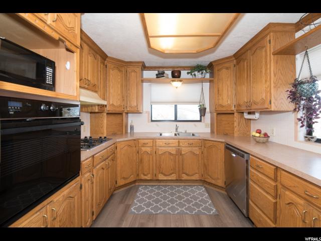 233 E 2450 S, Bountiful, UT 84010 — photo 12