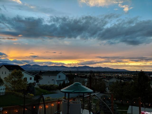 239 E Wayfield Dr, Draper, UT 84020 — photo 2