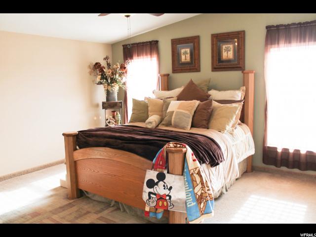 60 N Center St E, Bicknell, UT 84715 — photo 12