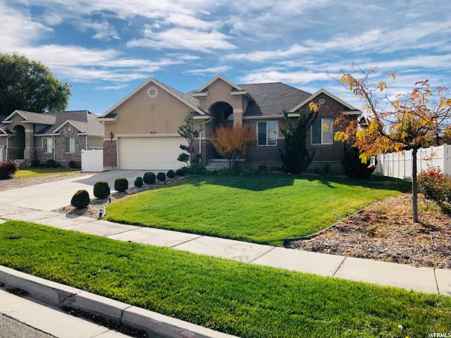 933 W 2010 S, Syracuse, UT 84075 — photo 2
