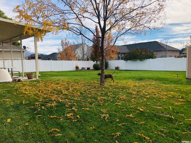 933 W 2010 S, Syracuse, UT 84075 — photo 7