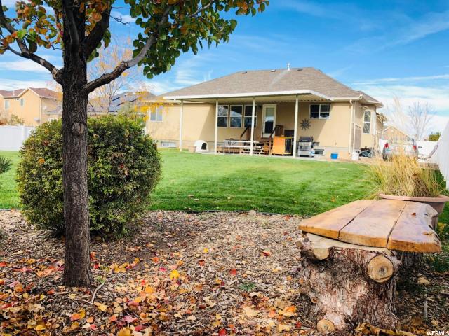 933 W 2010 S, Syracuse, UT 84075 — photo 6