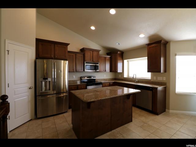3469 W Eurasian Crane Rd, Clinton, UT 84015 — photo 7