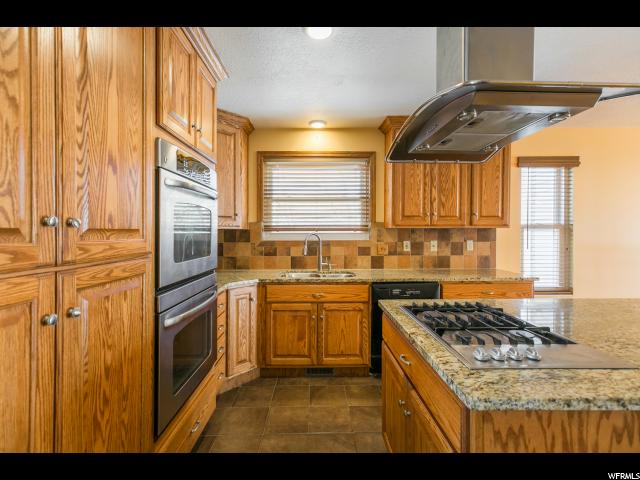 2871 W 5925 S, Roy, UT 84067 — photo 11