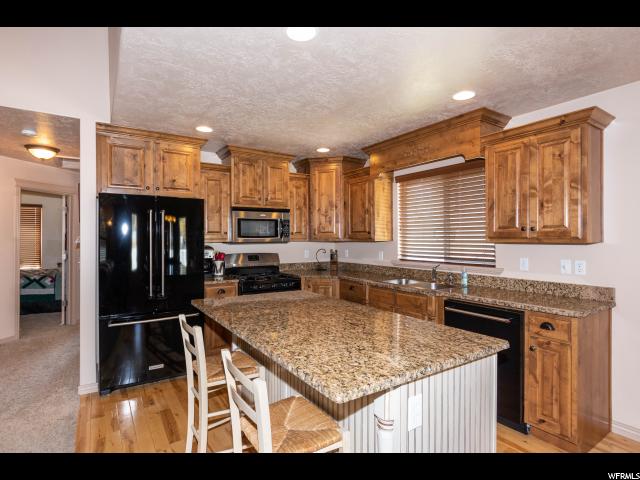 1537 E 925 S, Clearfield, UT 84015 — photo 9
