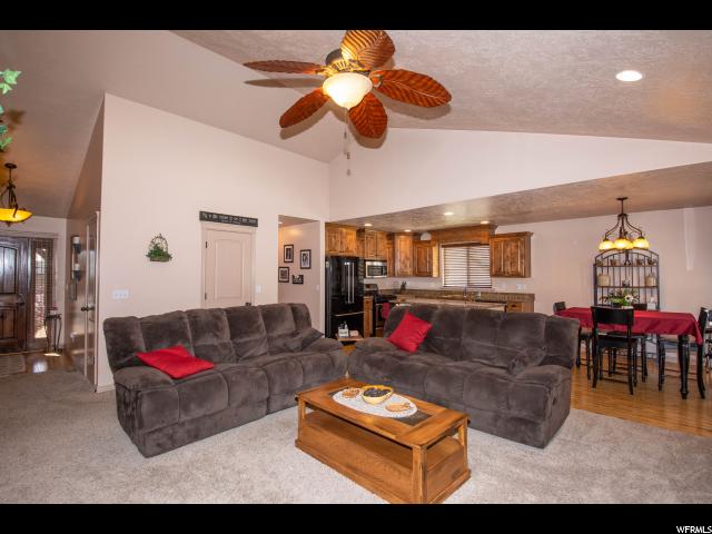 1537 E 925 S, Clearfield, UT 84015 — photo 7