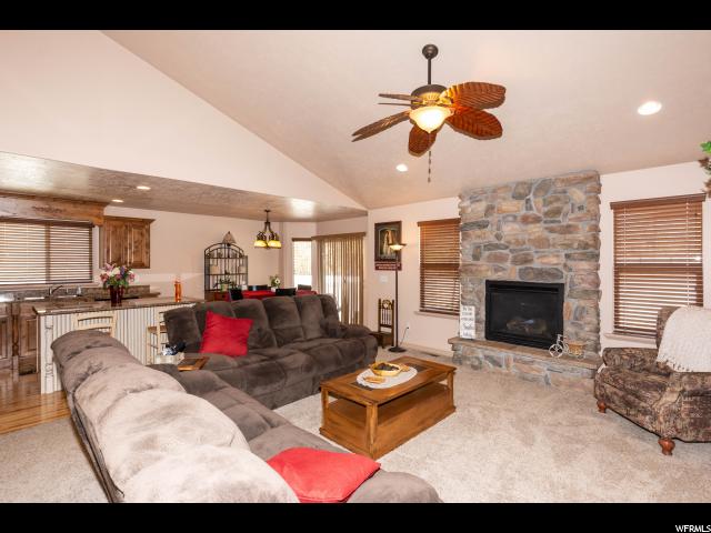 1537 E 925 S, Clearfield, UT 84015 — photo 3