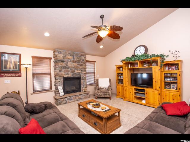 1537 E 925 S, Clearfield, UT 84015 — photo 4