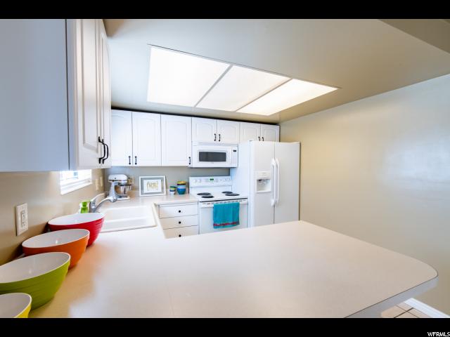 986 E 100 S, Layton, UT 84041 — photo 6