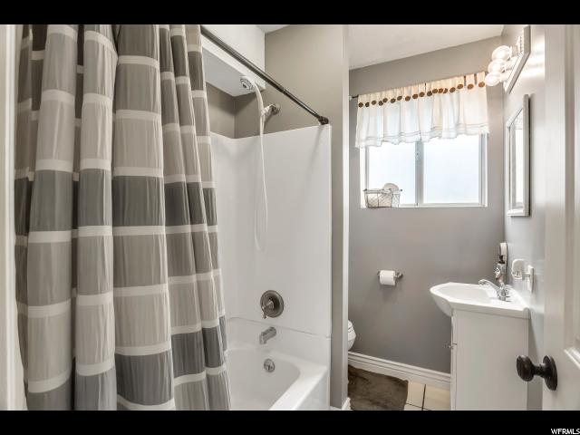 585 S 850 E, Layton, UT 84041 — photo 10