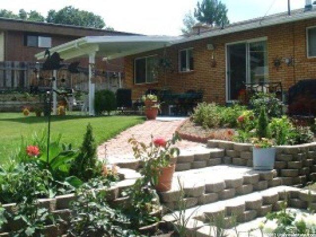 2267 Elaine Dr, Bountiful, UT 84010 — photo 2