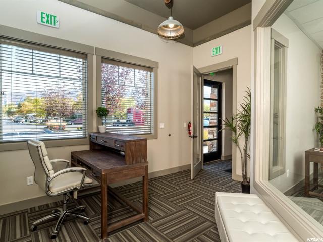 952 S Main St #B2, Layton, UT 84041 — photo 2