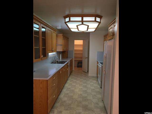 894 N 275 W, Logan, UT 84321 — photo 4