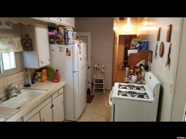 569 E 900 N, Bountiful, UT 84010 — photo 11