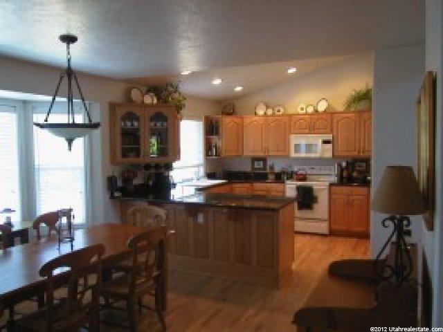 807 E 4345 S, Murray, UT 84107 — photo 2