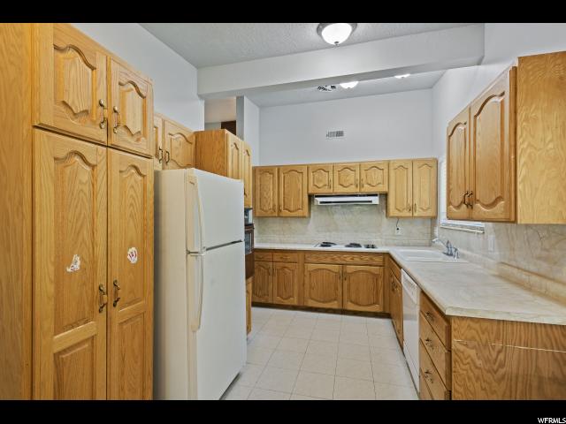 5560 S 235 E, Murray, UT 84107 — photo 4