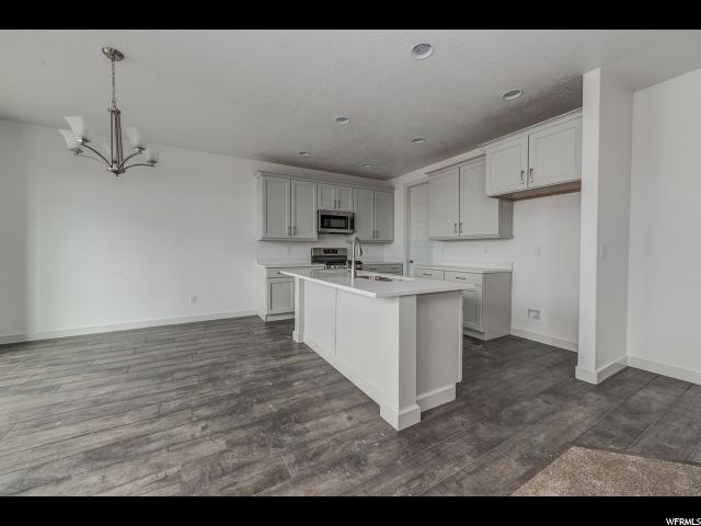 1823 W 950 N, Layton, UT 84041 — photo 10