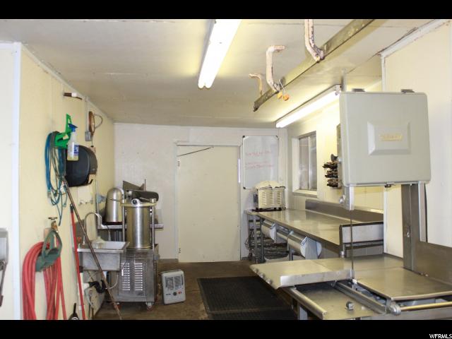 178 S Main St, Loa, UT 84747 — photo 5