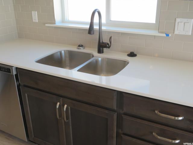 1225 E 330 S, Hyrum, UT 84319 — photo 7