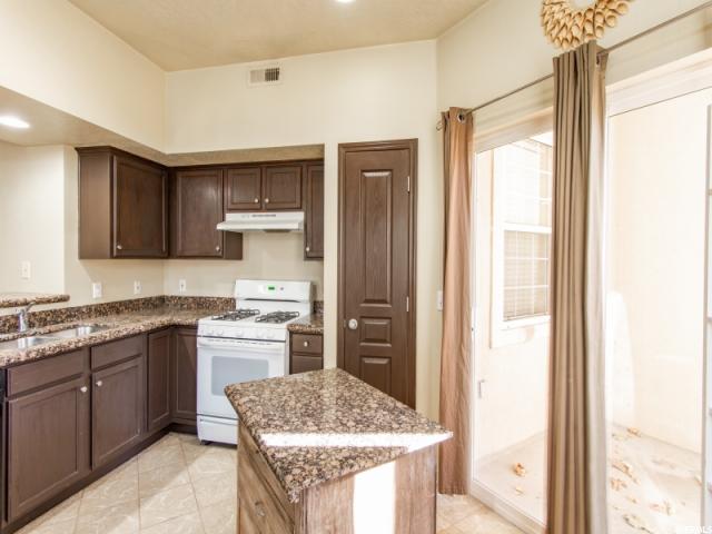 949 Courtyard Ln E #62, Centerville, UT 84014 — photo 11