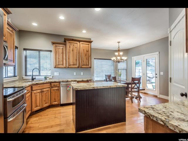 1398 N 900 E, Bountiful, UT 84010 — photo 7
