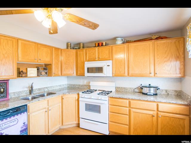 197 W 1175 N, Sunset, UT 84015 — photo 9