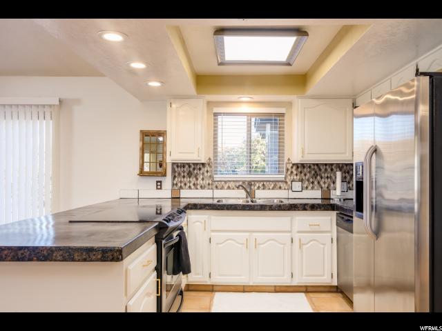 793 E Harrison Dr S, Bloomington, UT 84790 — photo 11