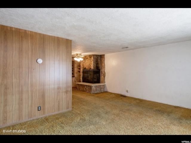 6052 S 2275 W, Roy, UT 84067 — photo 2