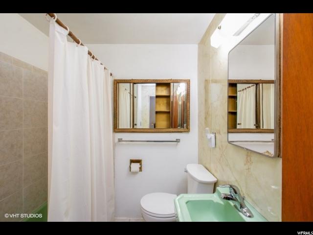 6052 S 2275 W, Roy, UT 84067 — photo 11