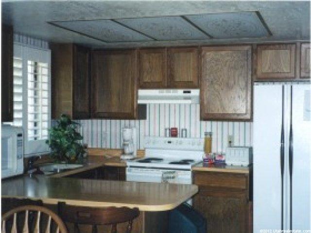 128 E 900 S, Layton, UT 84040 — photo 3