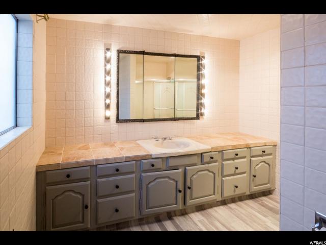 166 E 200 S, Vernal, UT 84078 — photo 7