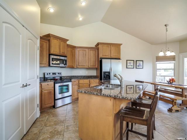 2663 W 2500 N, Clinton, UT 84015 — photo 7