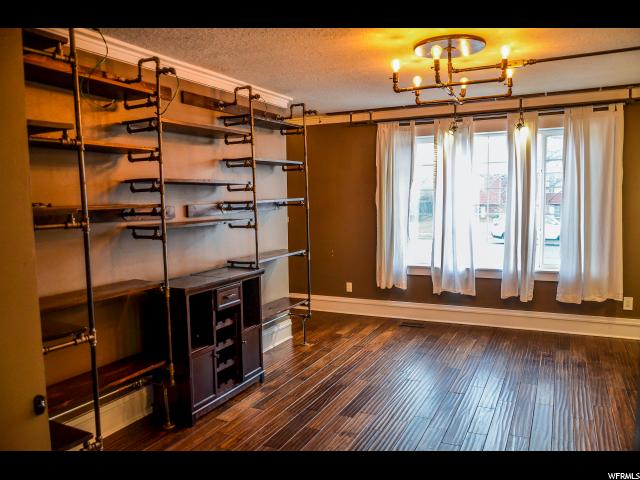 938 S 200 E, Layton, UT 84041 — photo 4