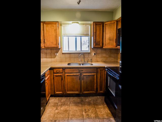 938 S 200 E, Layton, UT 84041 — photo 9
