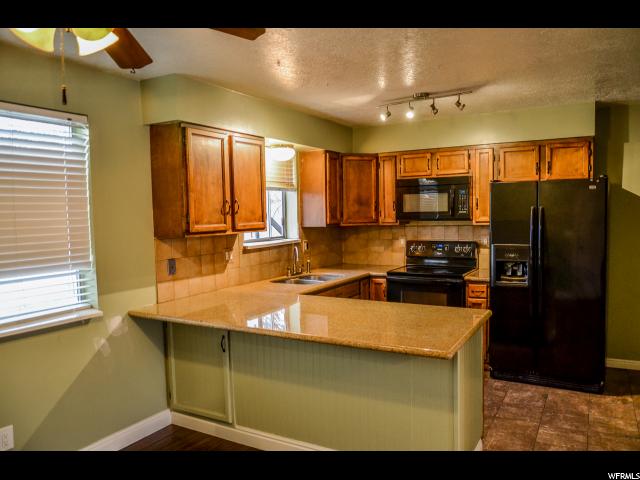 938 S 200 E, Layton, UT 84041 — photo 11