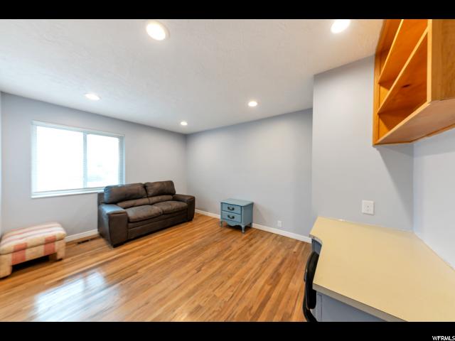 2009 E Gentile N, Layton, UT 84040 — photo 2