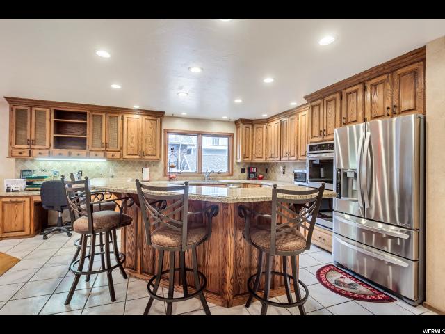 10237 S 2505 E, Sandy, UT 84092 — photo 8