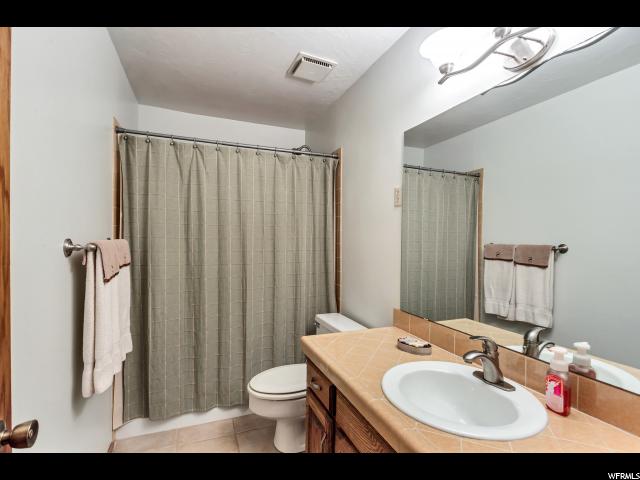 10237 S 2505 E, Sandy, UT 84092 — photo 10