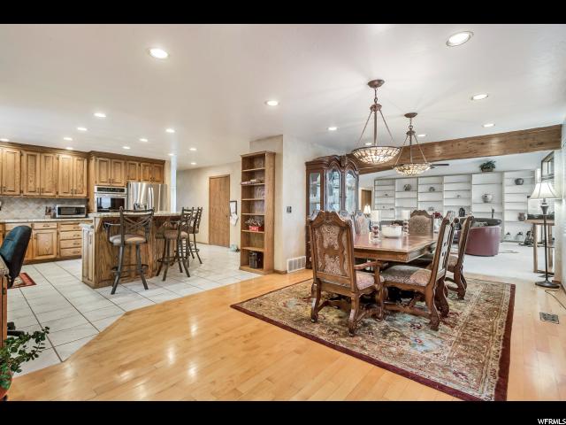 10237 S 2505 E, Sandy, UT 84092 — photo 6