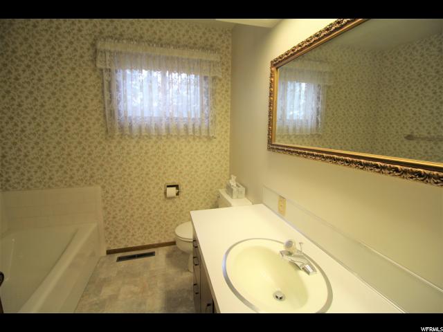 1569 E 1260 N, Logan, UT 84341 — photo 10