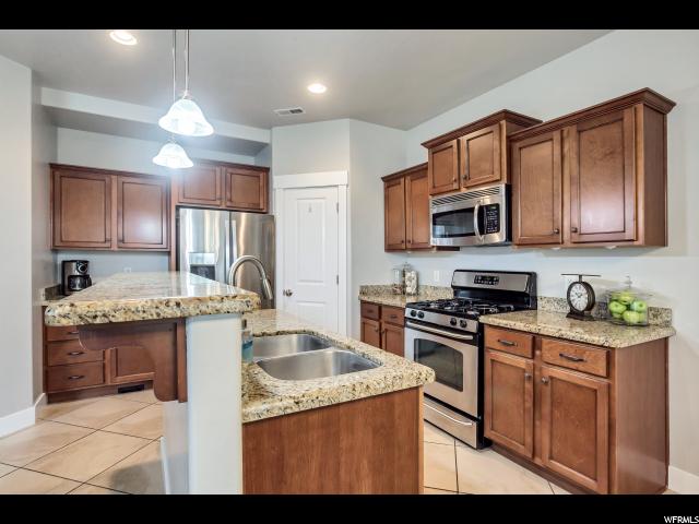 1019 E Quarry Park Dr, Sandy, UT 84094 — photo 6